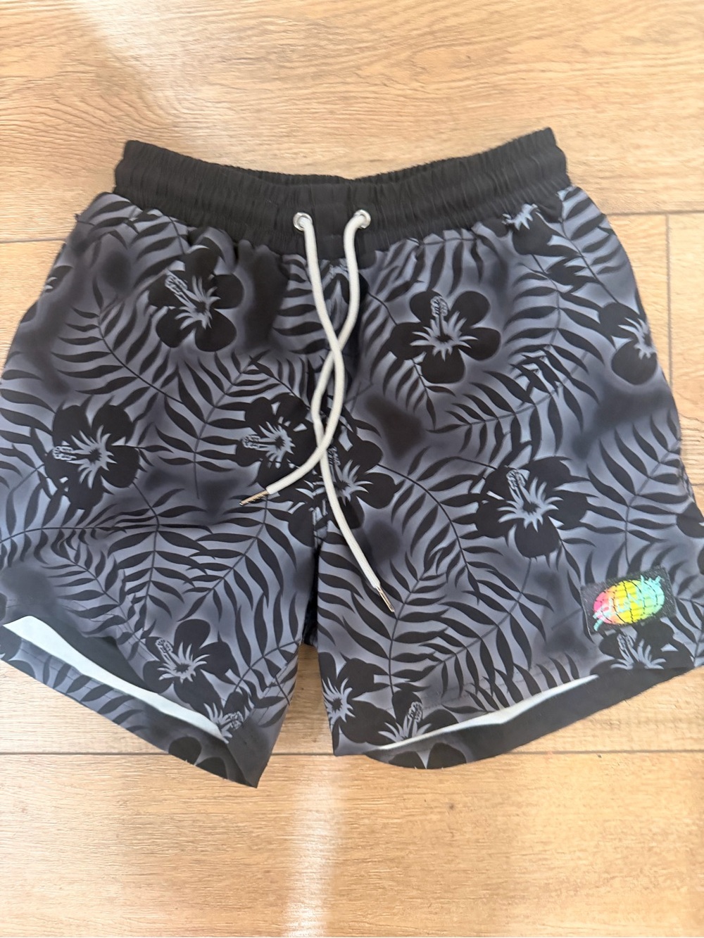 Men's Black Floral volleyball Trunks with Drawstring Waist 0635